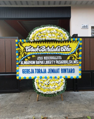 Papan Bunga Duka di Tapin Utara